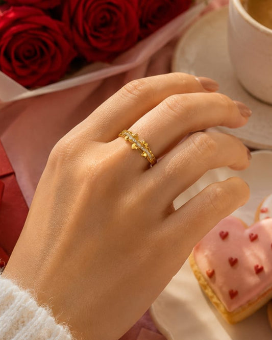 Tiny hearts ring