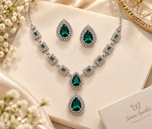 Emerald Teardrop necklace set