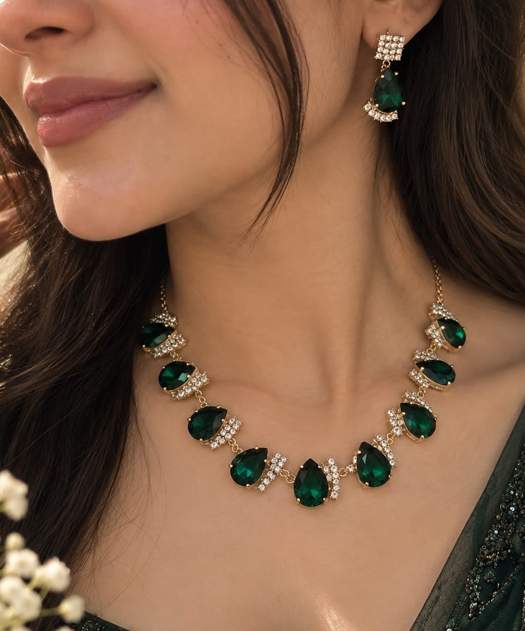 Green energy necklace set