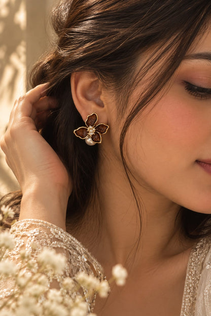 Mocha Bloom Pearl earrings