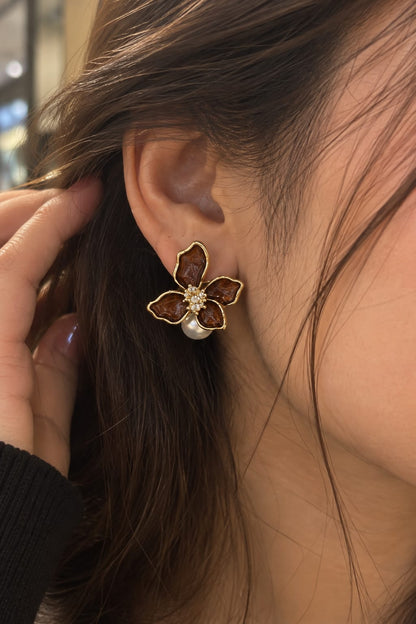 Mocha Bloom Pearl earrings