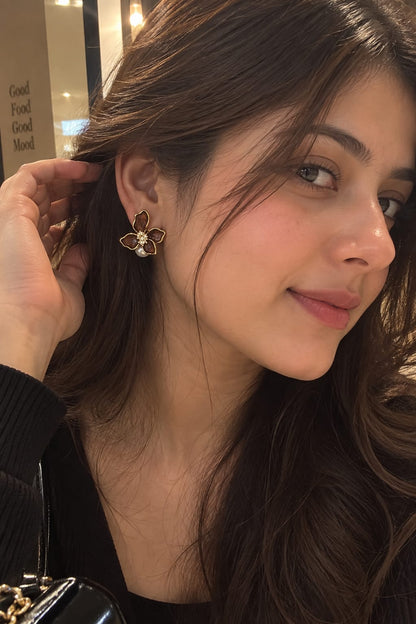 Mocha Bloom Pearl earrings