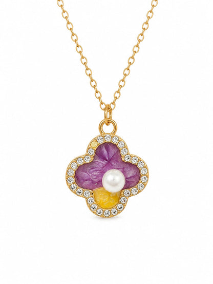 Sea shore pendant necklace