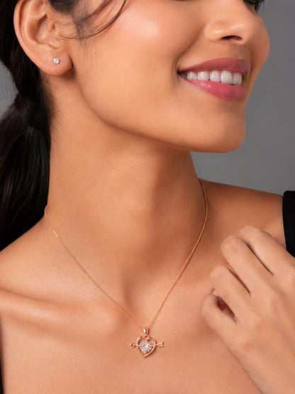 Heart arrow pendant necklace
