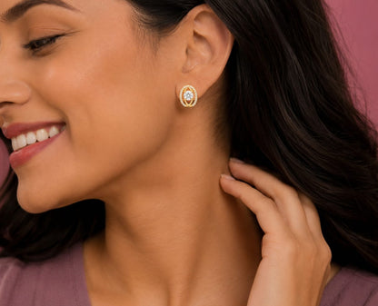 Pearl halo studs